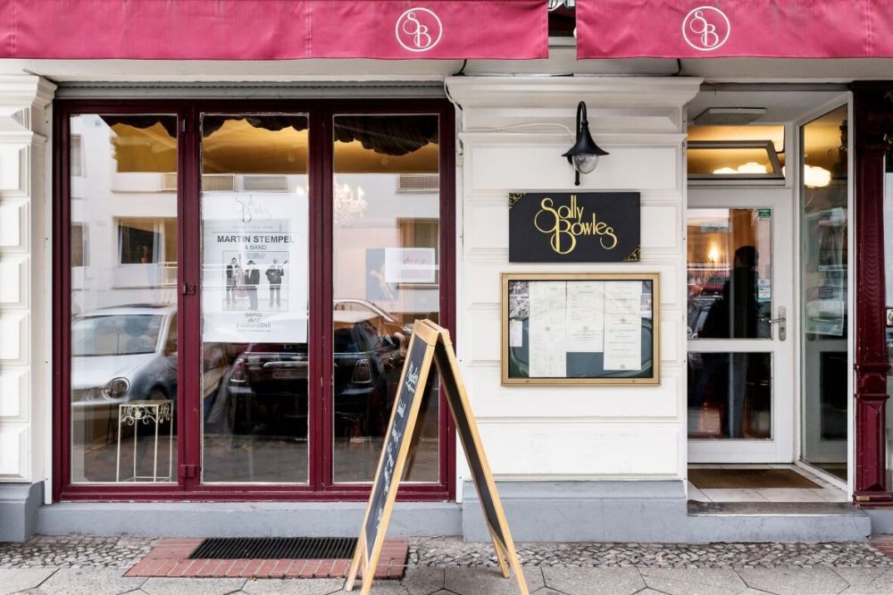 SallyBowles-1181x787