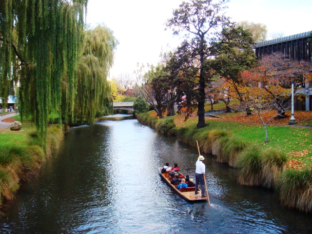 Avon_River,_Christchurch,_New_Zealand